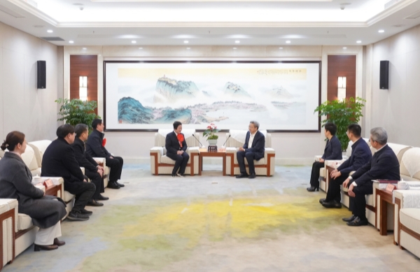 微信图片_20250221203604_副本.jpg